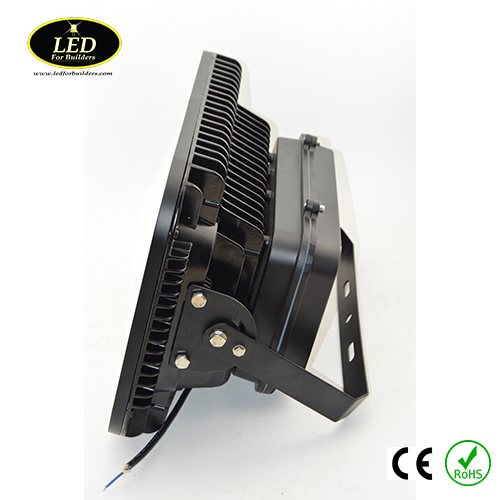 300w 5000K Flood Light with Lens (480v) - Image 2