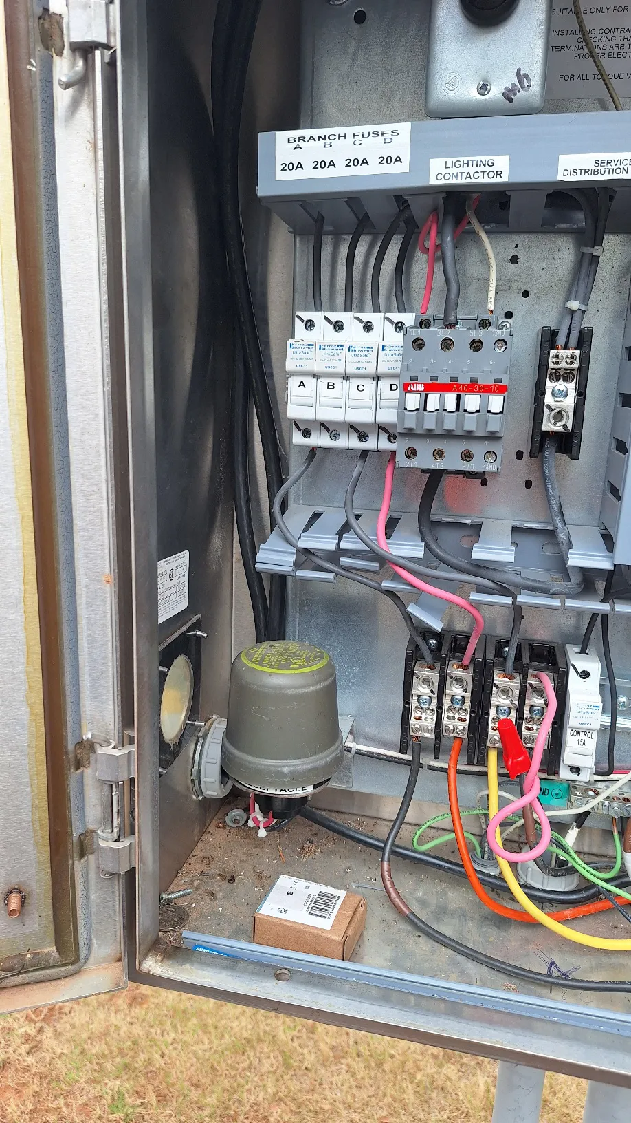 Commercial electrical work